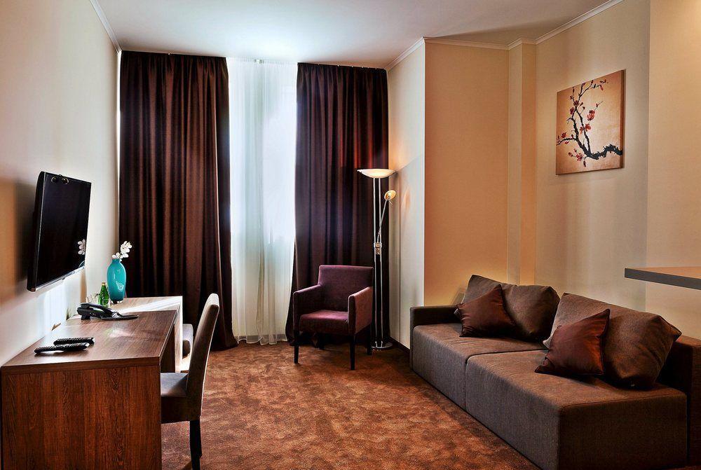 Twin Apart Hotel Kiew Exterior foto