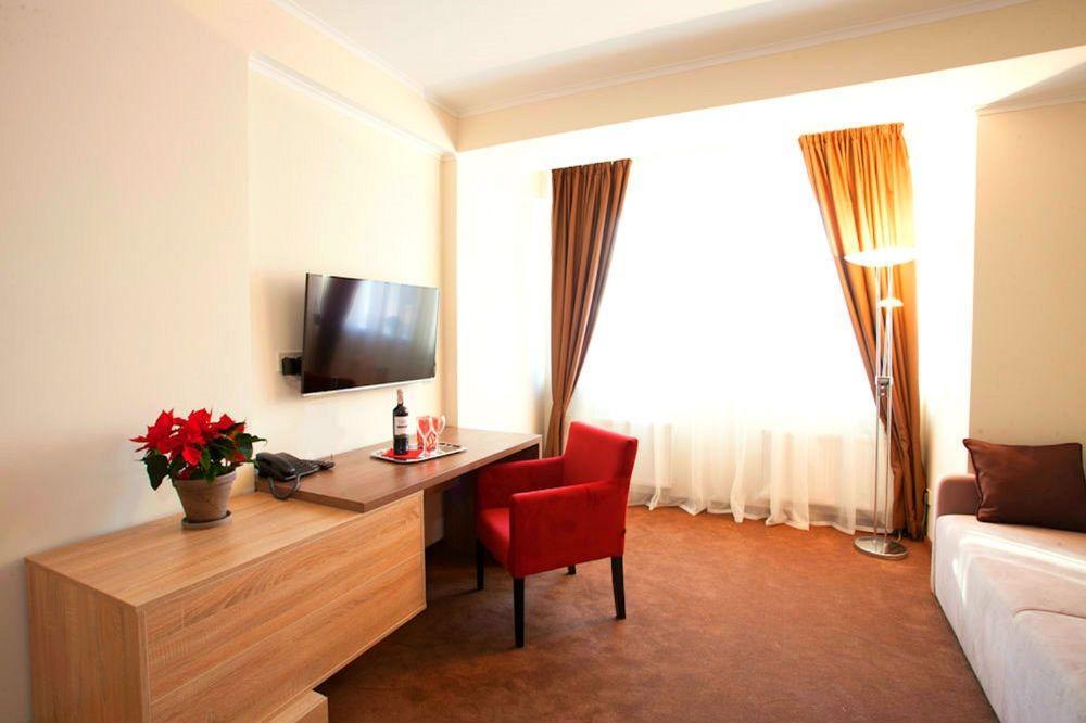 Twin Apart Hotel Kiew Exterior foto